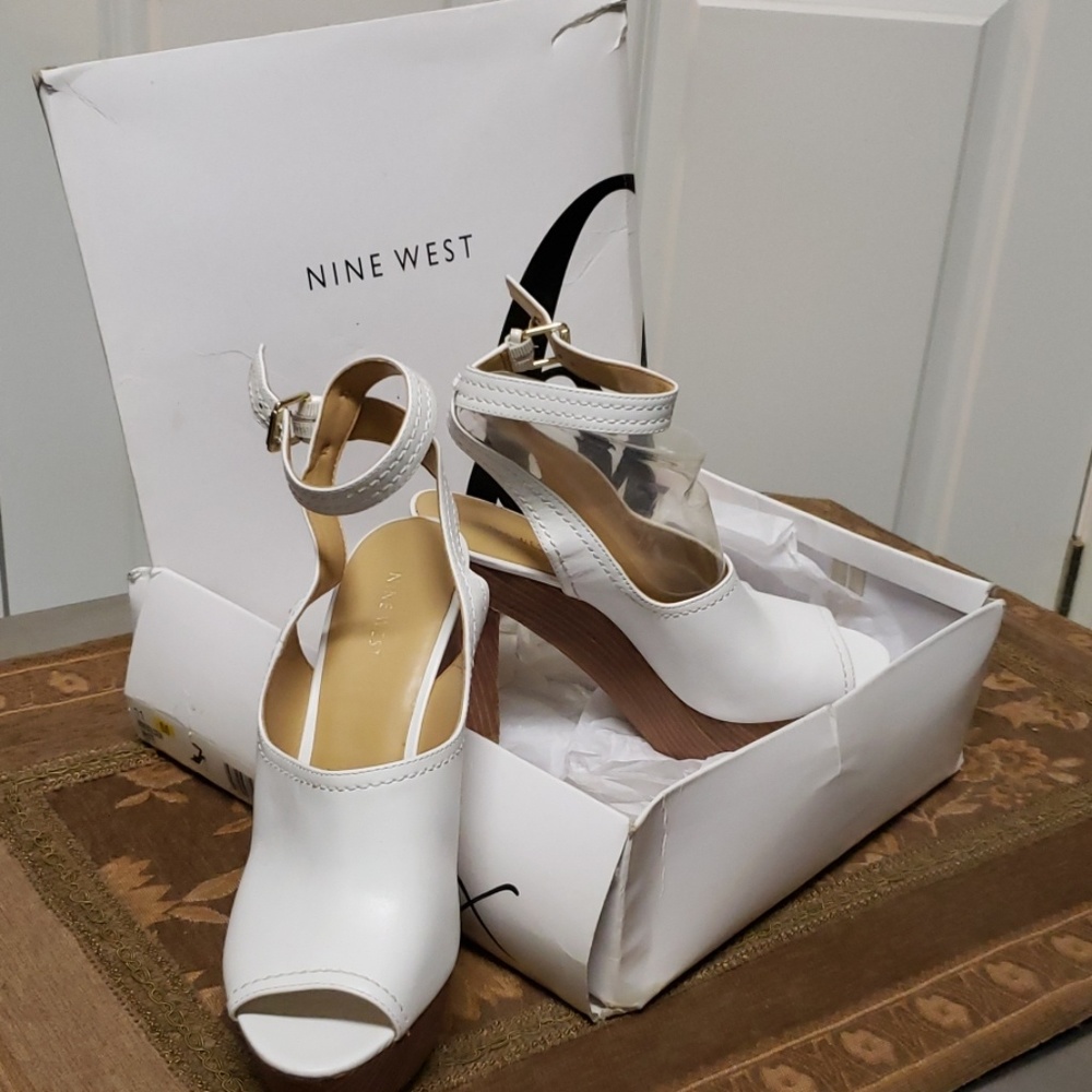 NINE WEST Brand new sandel